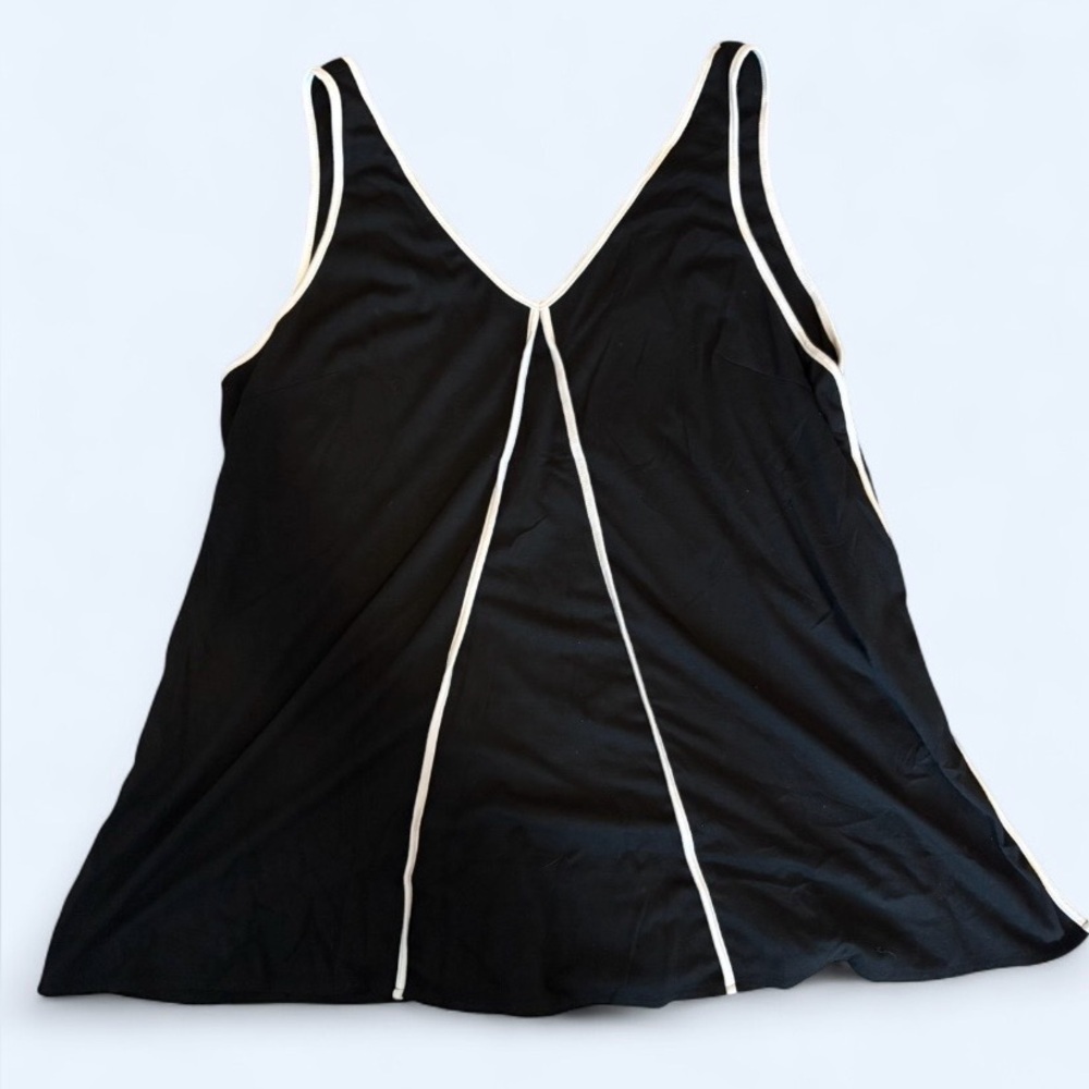Cicy Bell Black Contrast Trim Tank Top | NEW WITH TAGS 
, Size XL